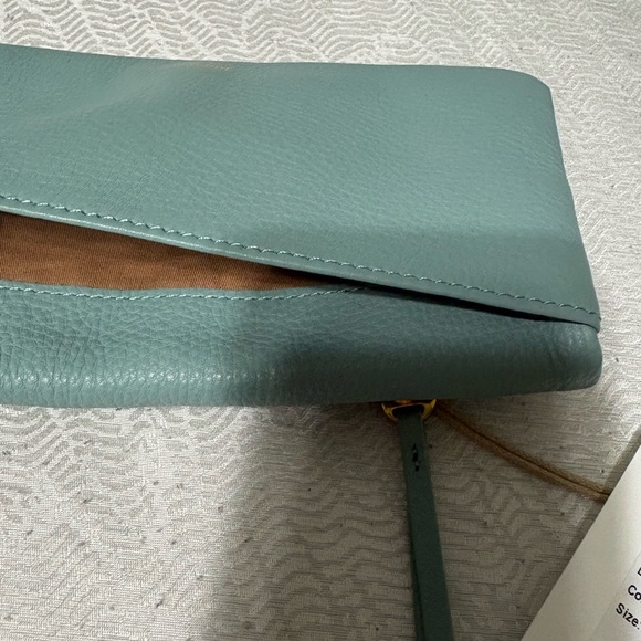 HOBO Teal Color Wallet - Picture 5 of 17